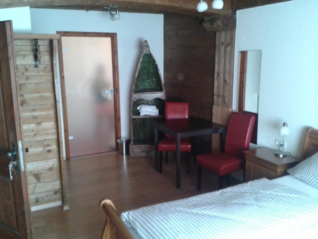 Gasthaus Traube, Ludwigshafen, Bodensee, Seenah Gelegen ボートマン・ルートヴィヒスハーフェン エクステリア 写真